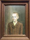 Junge mit brauner Anzugjacke (H.M.)